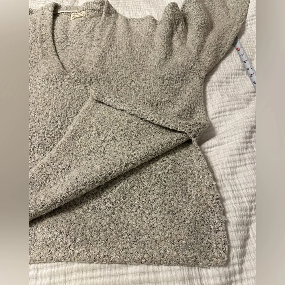 Urban Outfitters Rosie Cozy V-Neck Pullover - Size L